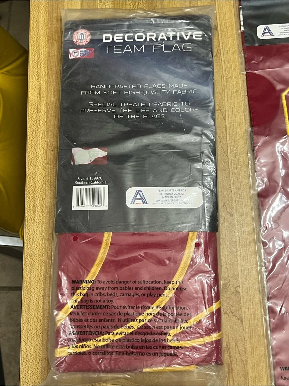 USC Trojans Banner Flag - Cardinal & Gold